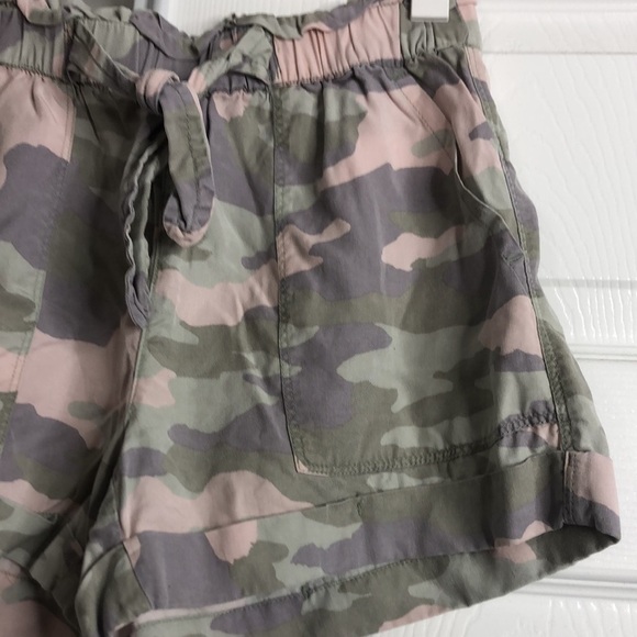 Aerie Lightweight Elastic Waist Ties Pocket XS Camo Print - Picture 2 of 5
